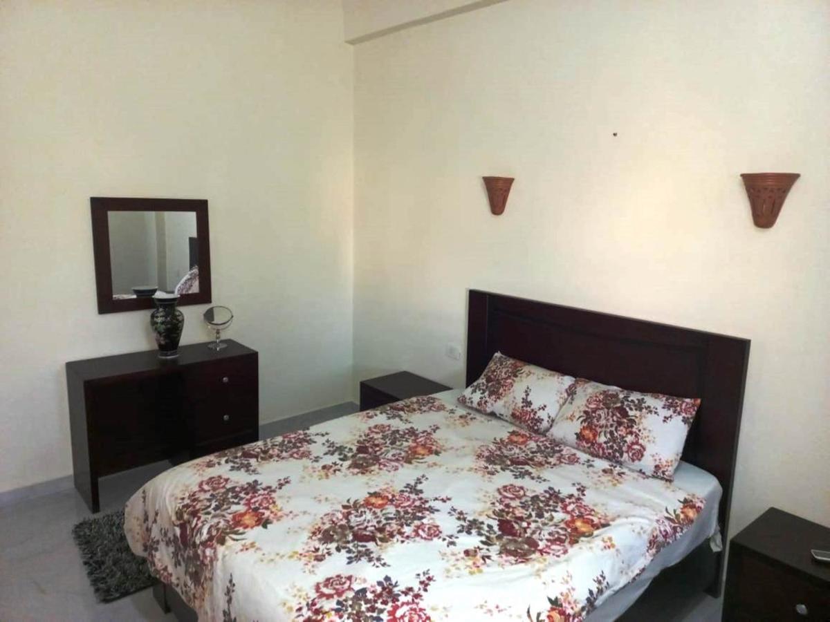Villa Victoria Old Nile View ลักซอร์ ภายนอก รูปภาพ